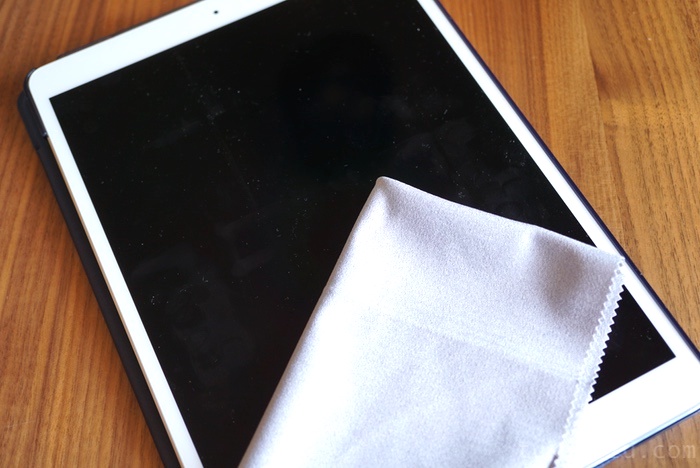 iPad Proの液晶とクロス